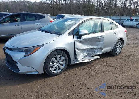 2021 Toyota Corolla Le z USA, uszkodzony, nr VIN JTDEPMAE7MJ190088